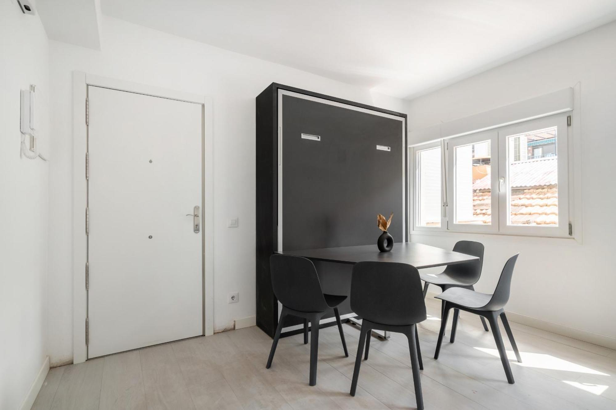 Madriver Apartamentos Reformados Con Parking Gratuito Bagian luar foto