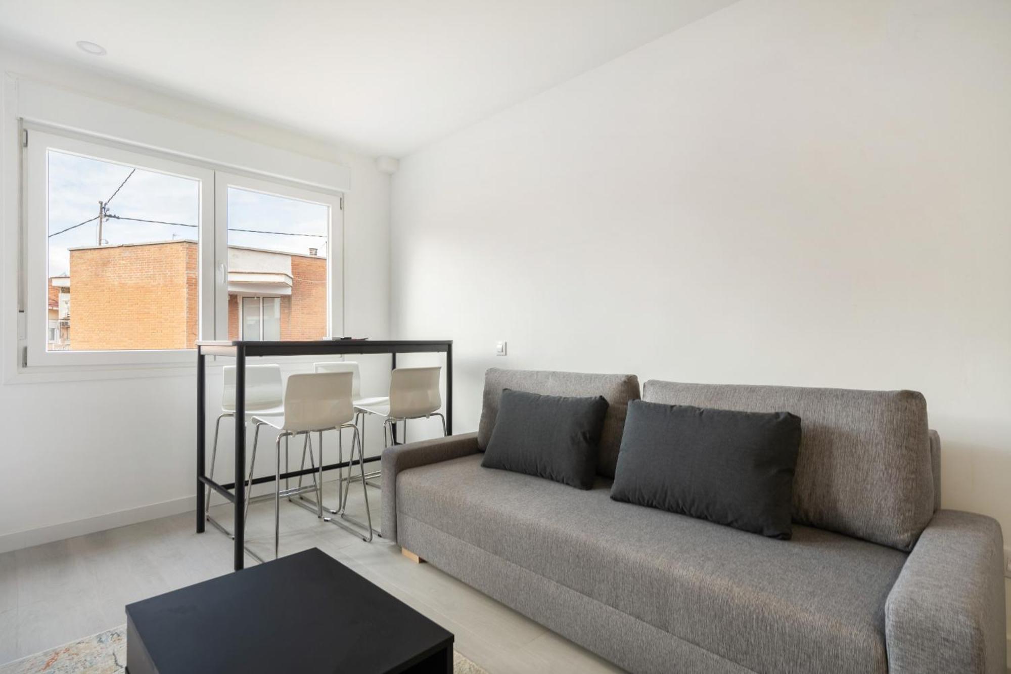 Madriver Apartamentos Reformados Con Parking Gratuito Bagian luar foto