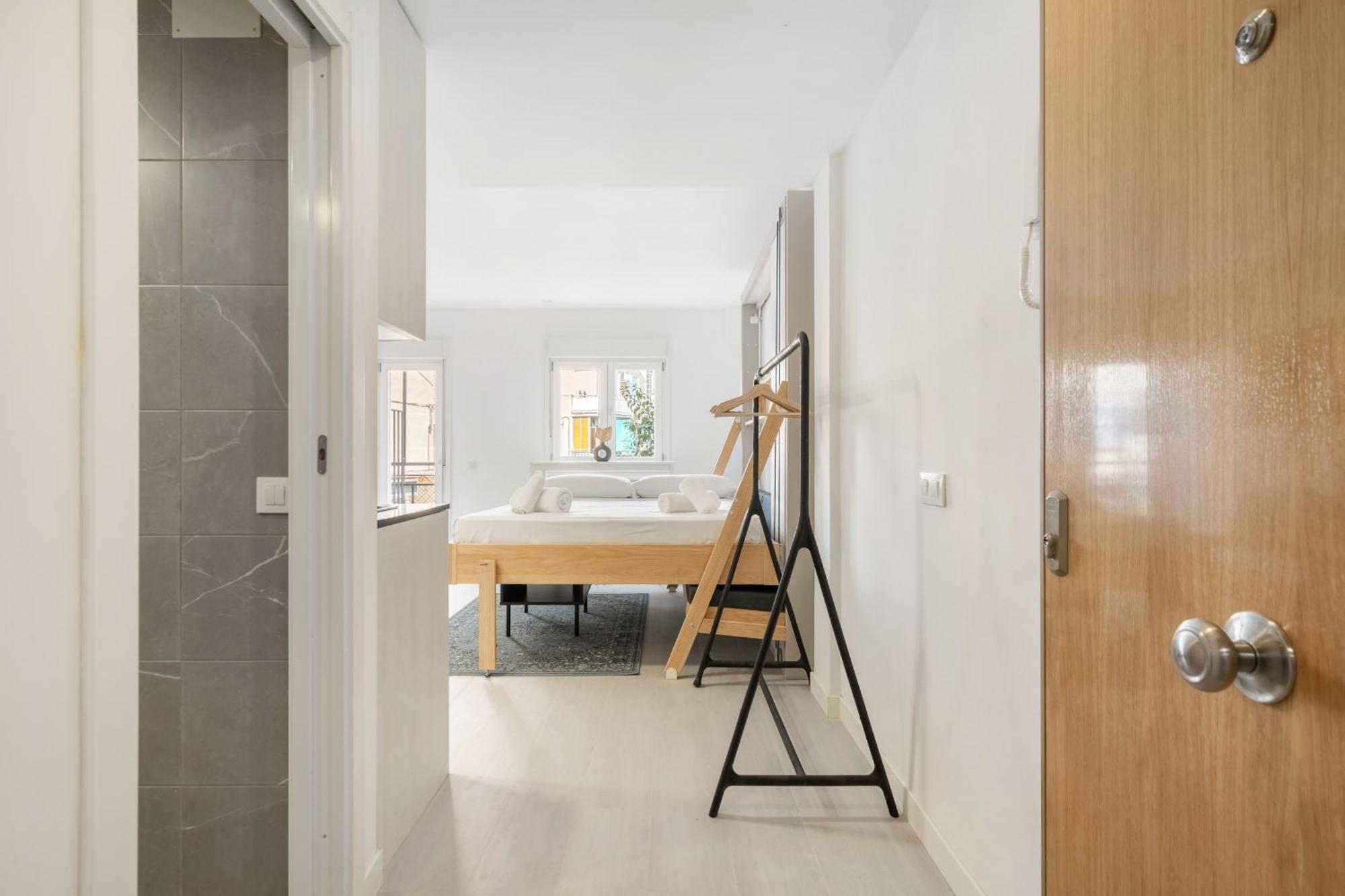 Madriver Apartamentos Reformados Con Parking Gratuito Bagian luar foto